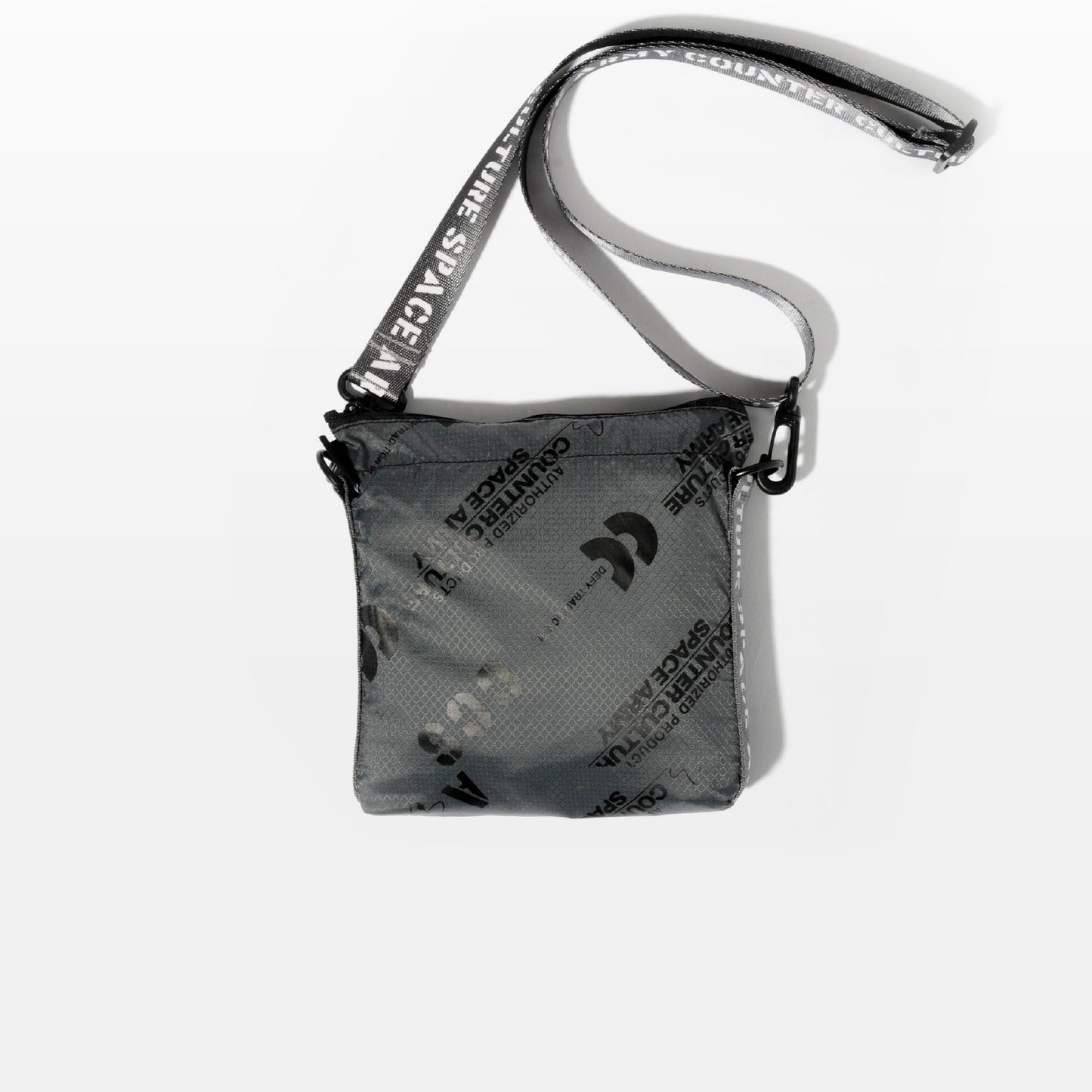 ライトサコッシュP