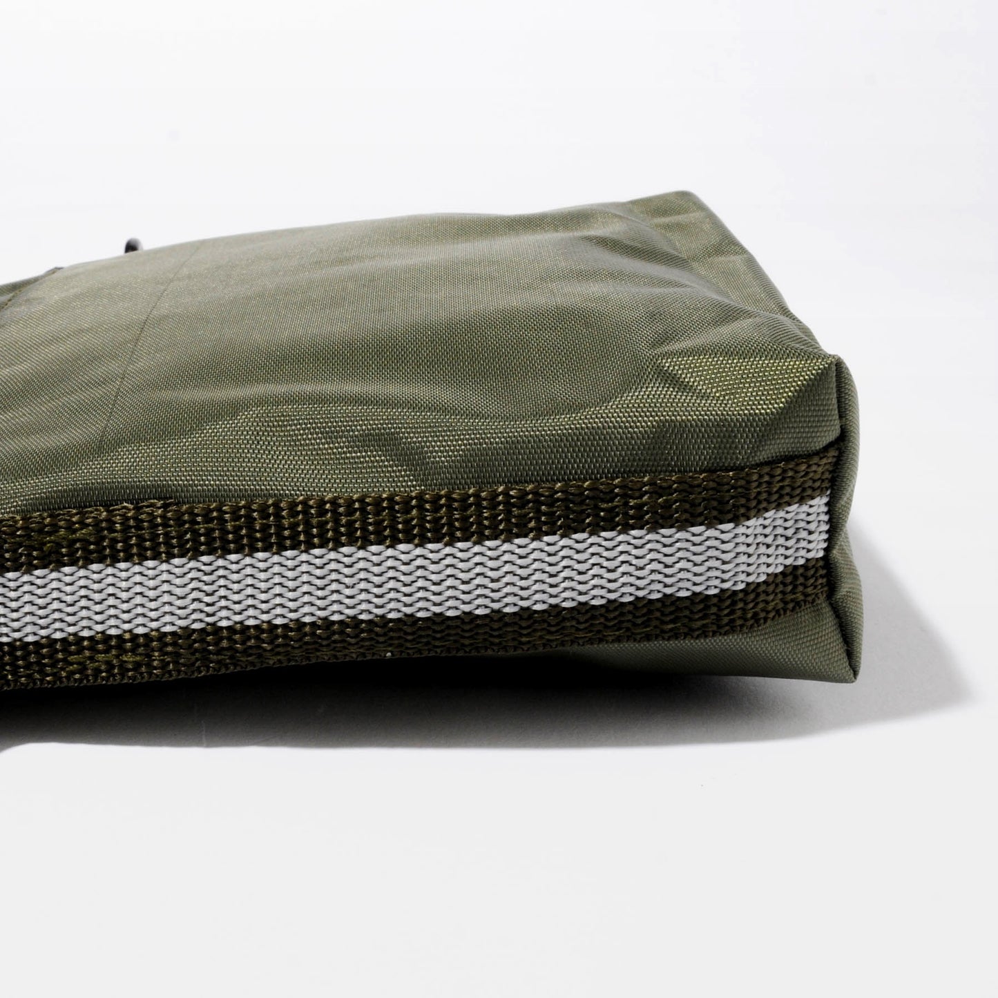 ライトサコッシュ